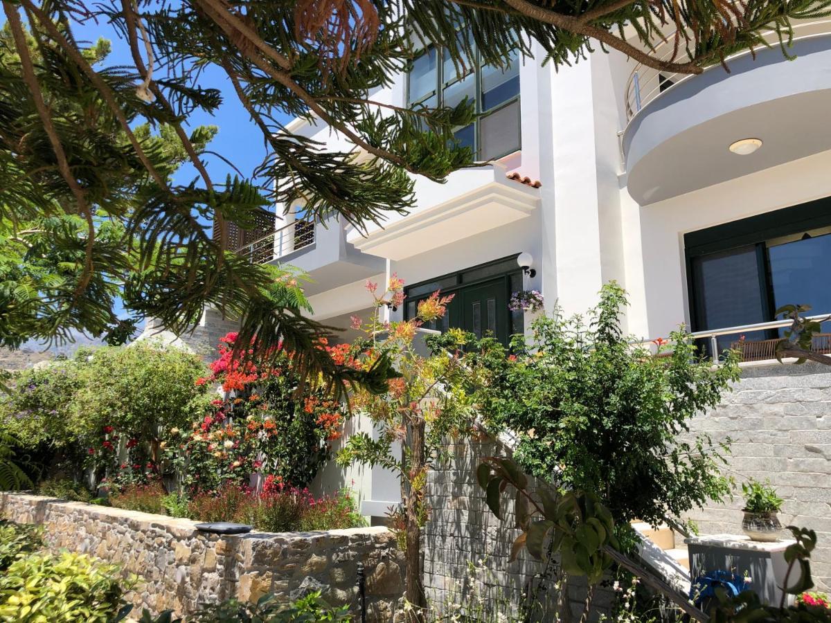 Paradisos Luxury Villas Next To Beach Koutsourás Exteriör bild