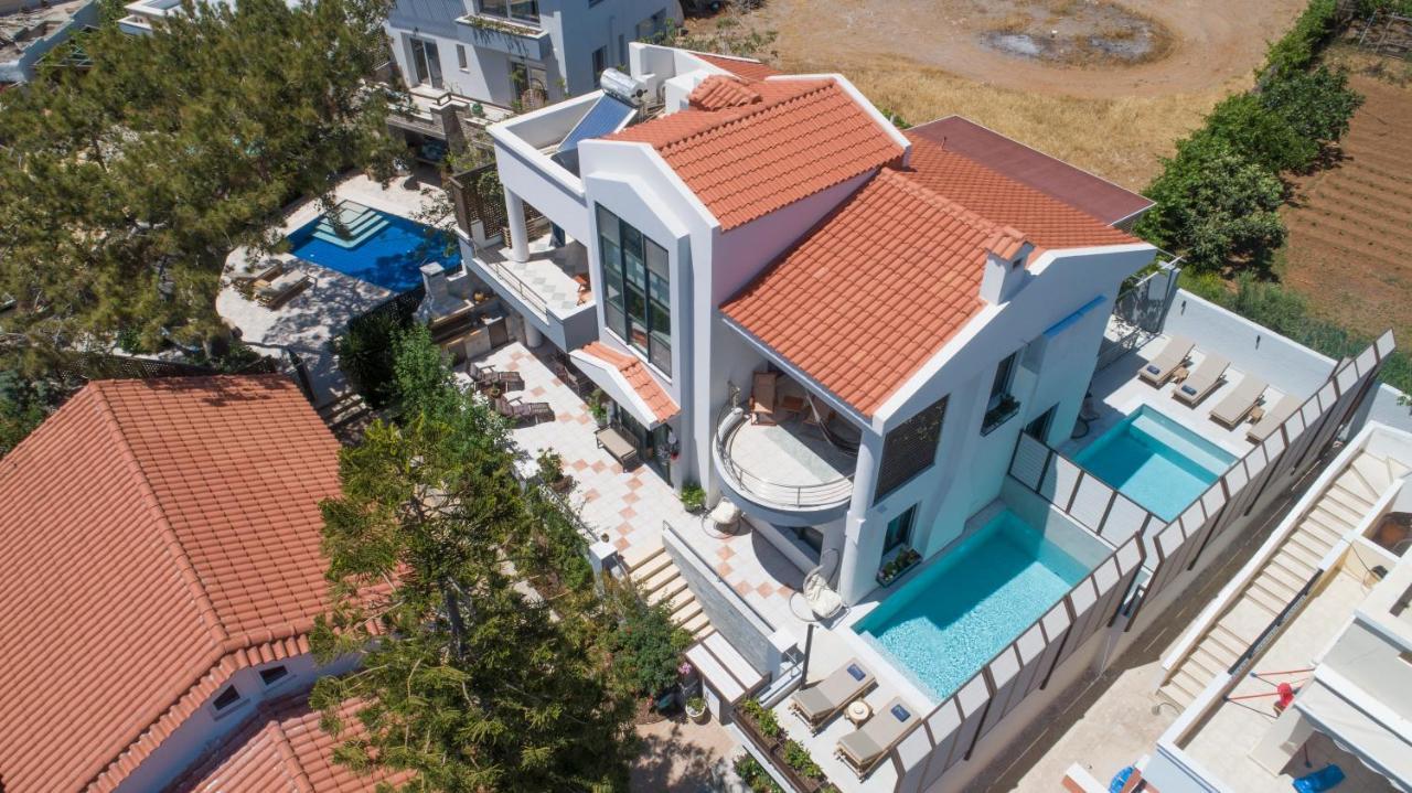Paradisos Luxury Villas Next To Beach Koutsourás Exteriör bild