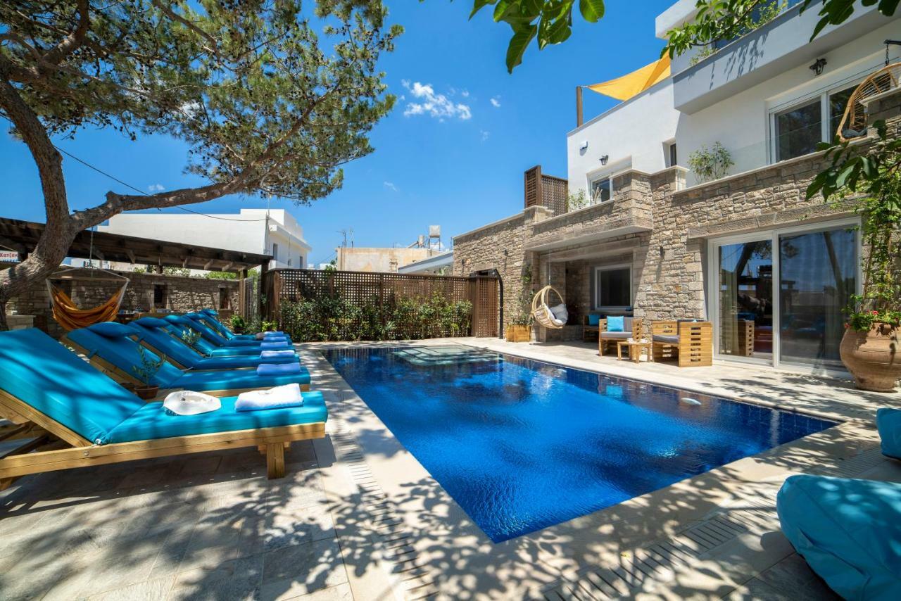Paradisos Luxury Villas Next To Beach Koutsourás Exteriör bild